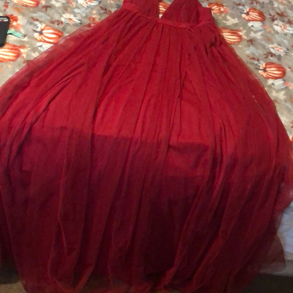 Prom dress. - Picture 2 of 3